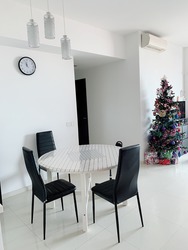 livia photo thumbnail #7